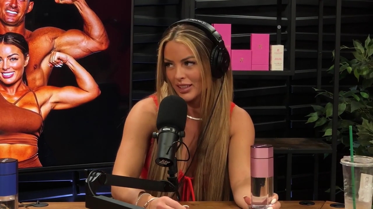 y2mate_is_-_Ep_21_-_Power_Alphas_Podcast__Behind_the_Scenes_of_the_WWE___Mandy_Saccomano___Sabby_Piscitelli-56w6yl4r2MY-720p-1711402344_mp40934.jpg