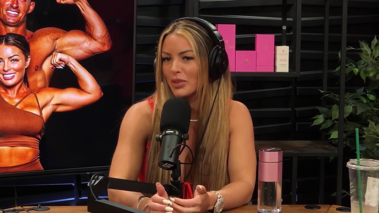 y2mate_is_-_Ep_21_-_Power_Alphas_Podcast__Behind_the_Scenes_of_the_WWE___Mandy_Saccomano___Sabby_Piscitelli-56w6yl4r2MY-720p-1711402344_mp40943.jpg