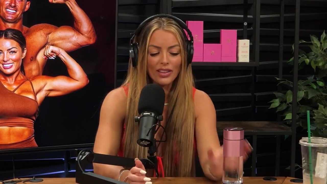 y2mate_is_-_Ep_21_-_Power_Alphas_Podcast__Behind_the_Scenes_of_the_WWE___Mandy_Saccomano___Sabby_Piscitelli-56w6yl4r2MY-720p-1711402344_mp40944.jpg