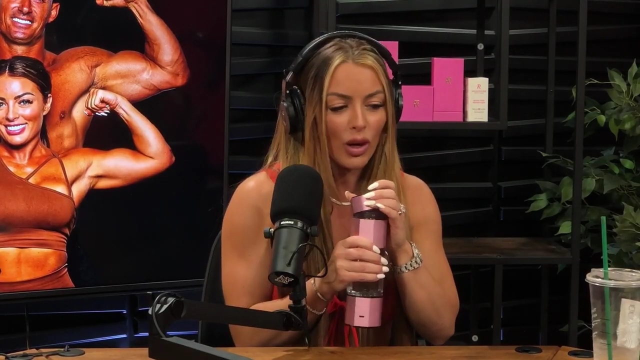 y2mate_is_-_Ep_21_-_Power_Alphas_Podcast__Behind_the_Scenes_of_the_WWE___Mandy_Saccomano___Sabby_Piscitelli-56w6yl4r2MY-720p-1711402344_mp40955.jpg