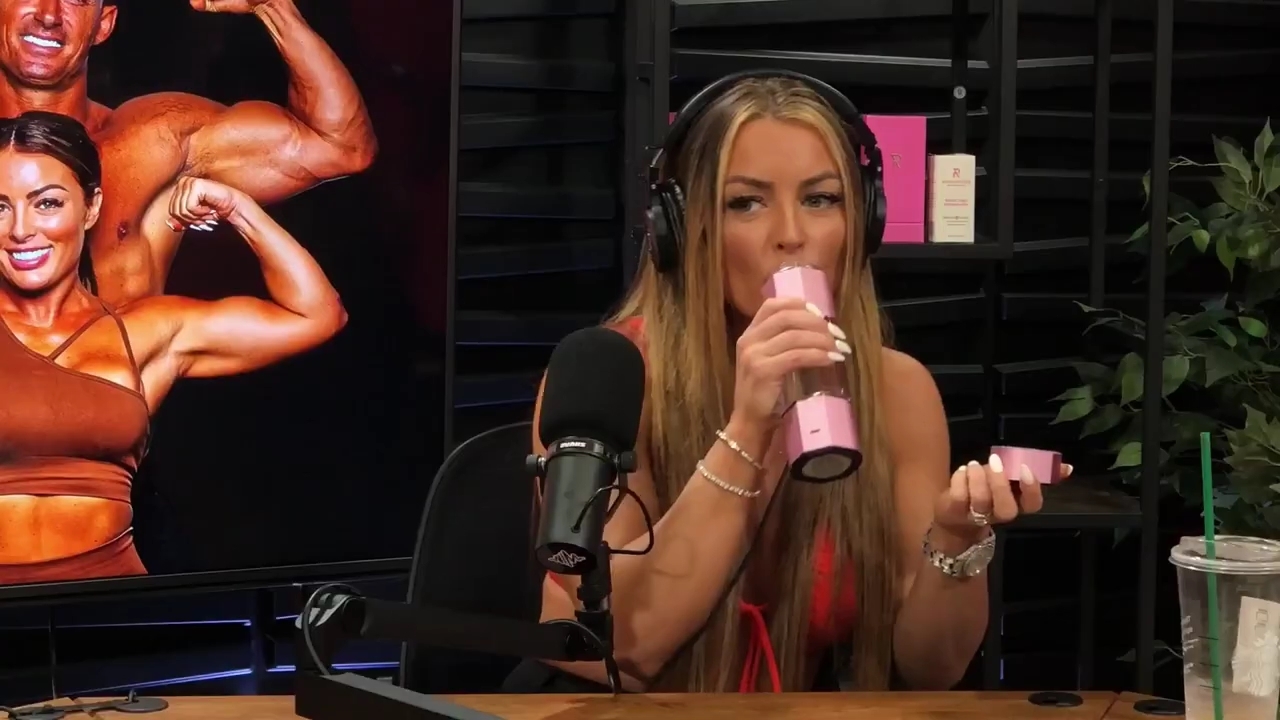 y2mate_is_-_Ep_21_-_Power_Alphas_Podcast__Behind_the_Scenes_of_the_WWE___Mandy_Saccomano___Sabby_Piscitelli-56w6yl4r2MY-720p-1711402344_mp40958.jpg