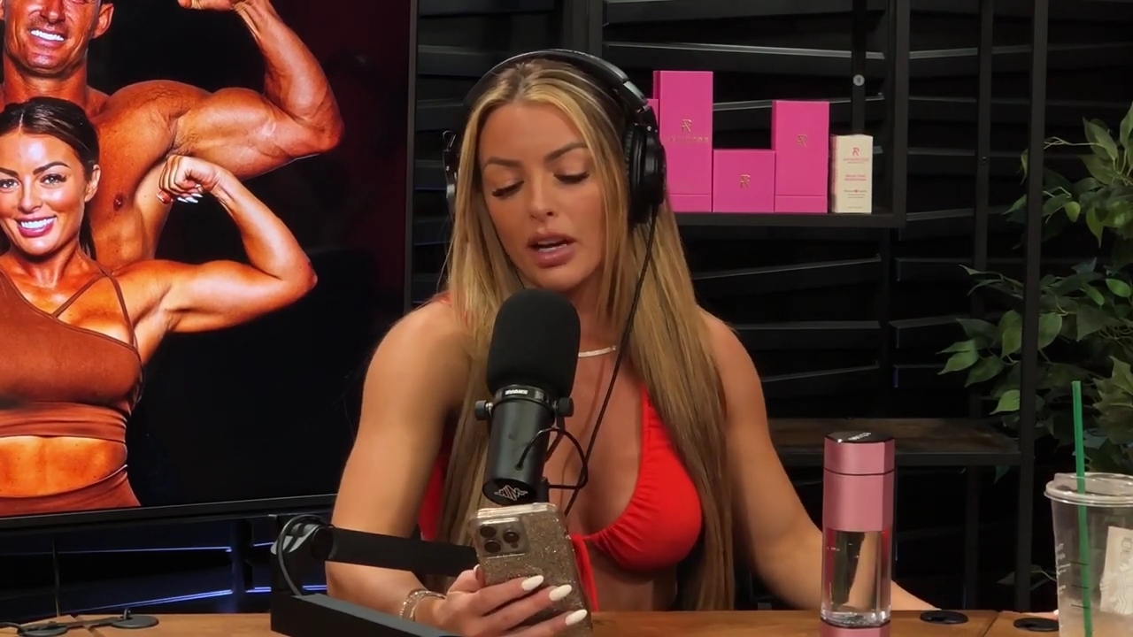 y2mate_is_-_Ep_21_-_Power_Alphas_Podcast__Behind_the_Scenes_of_the_WWE___Mandy_Saccomano___Sabby_Piscitelli-56w6yl4r2MY-720p-1711402344_mp41041.jpg