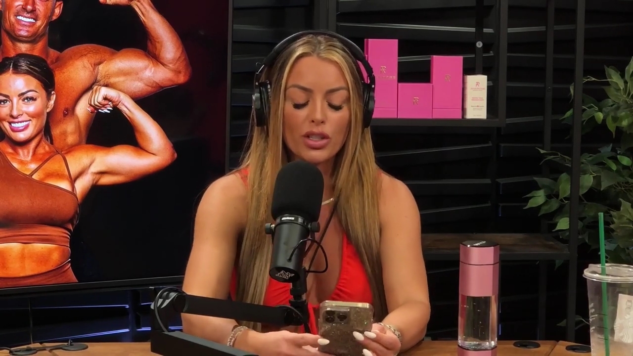 y2mate_is_-_Ep_21_-_Power_Alphas_Podcast__Behind_the_Scenes_of_the_WWE___Mandy_Saccomano___Sabby_Piscitelli-56w6yl4r2MY-720p-1711402344_mp41049.jpg
