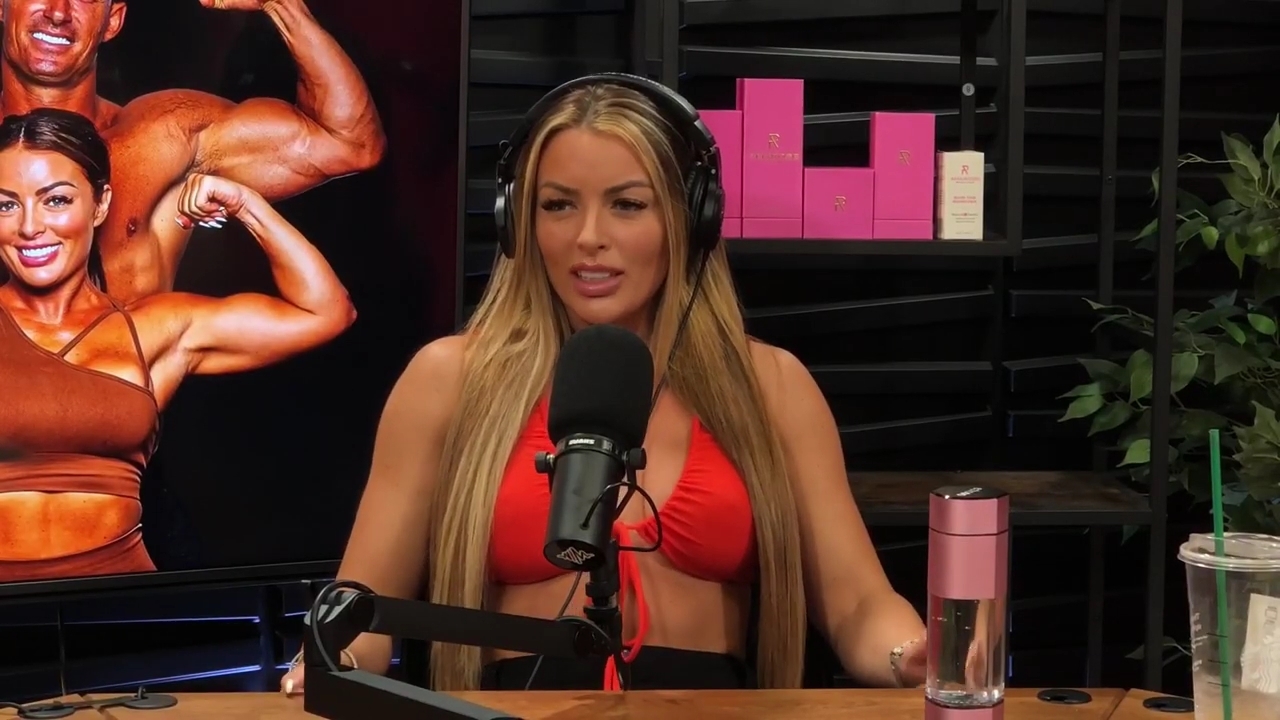 y2mate_is_-_Ep_21_-_Power_Alphas_Podcast__Behind_the_Scenes_of_the_WWE___Mandy_Saccomano___Sabby_Piscitelli-56w6yl4r2MY-720p-1711402344_mp41072.jpg