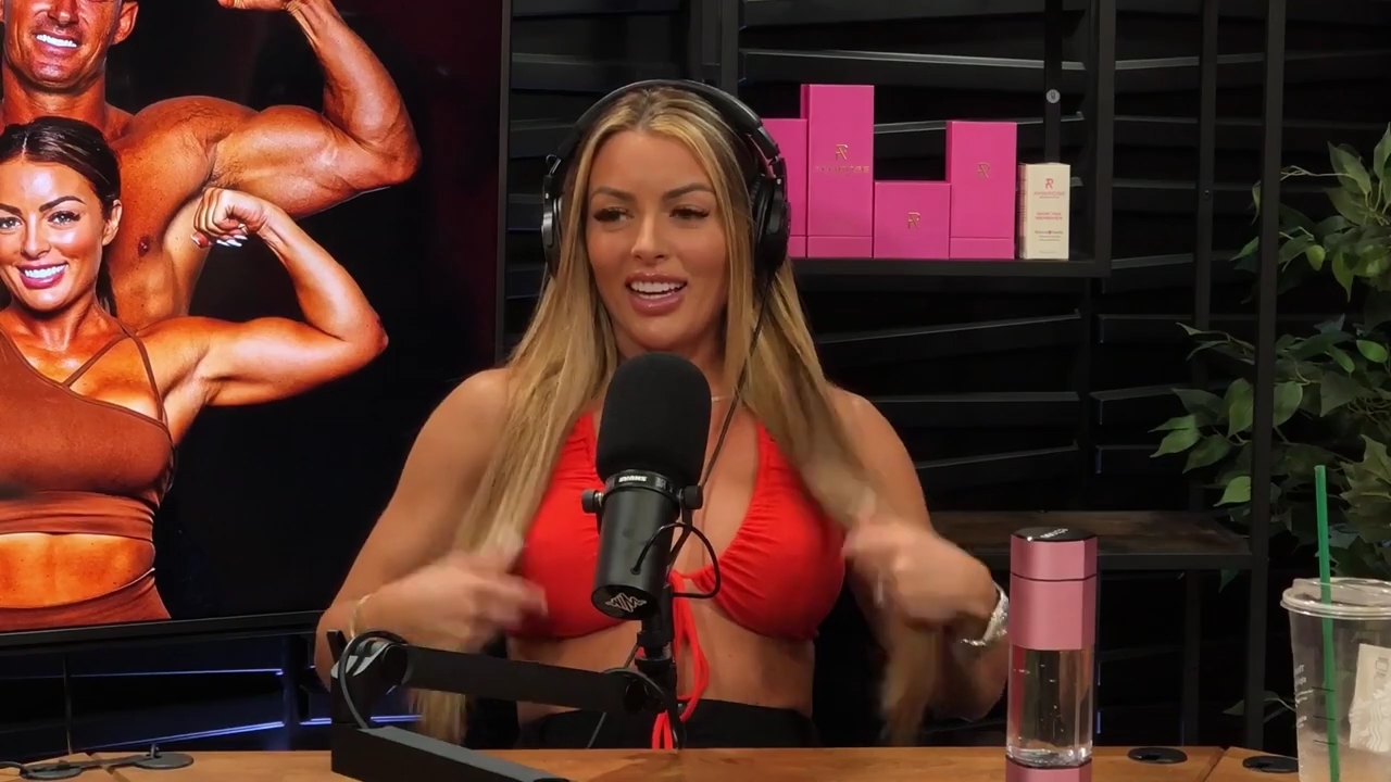 y2mate_is_-_Ep_21_-_Power_Alphas_Podcast__Behind_the_Scenes_of_the_WWE___Mandy_Saccomano___Sabby_Piscitelli-56w6yl4r2MY-720p-1711402344_mp41074.jpg
