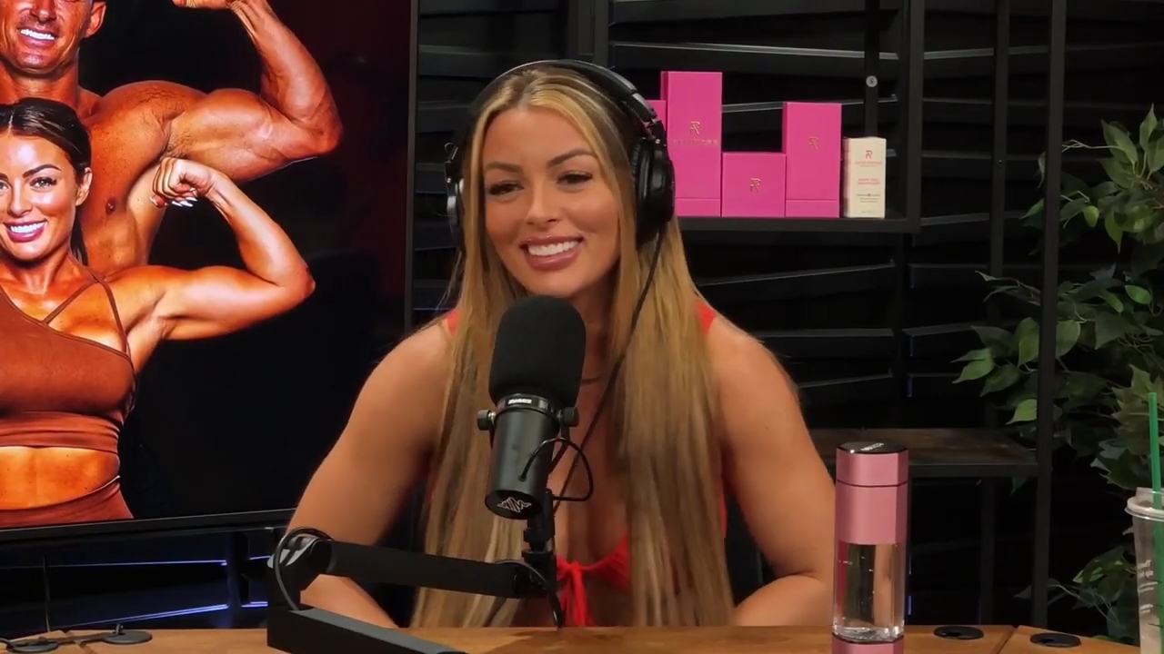y2mate_is_-_Ep_21_-_Power_Alphas_Podcast__Behind_the_Scenes_of_the_WWE___Mandy_Saccomano___Sabby_Piscitelli-56w6yl4r2MY-720p-1711402344_mp41147.jpg