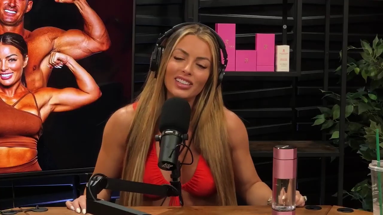 y2mate_is_-_Ep_21_-_Power_Alphas_Podcast__Behind_the_Scenes_of_the_WWE___Mandy_Saccomano___Sabby_Piscitelli-56w6yl4r2MY-720p-1711402344_mp41192.jpg
