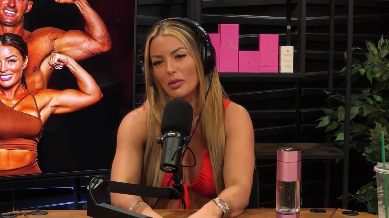 y2mate_is_-_Ep_21_-_Power_Alphas_Podcast__Behind_the_Scenes_of_the_WWE___Mandy_Saccomano___Sabby_Piscitelli-56w6yl4r2MY-720p-1711402344_mp41198.jpg