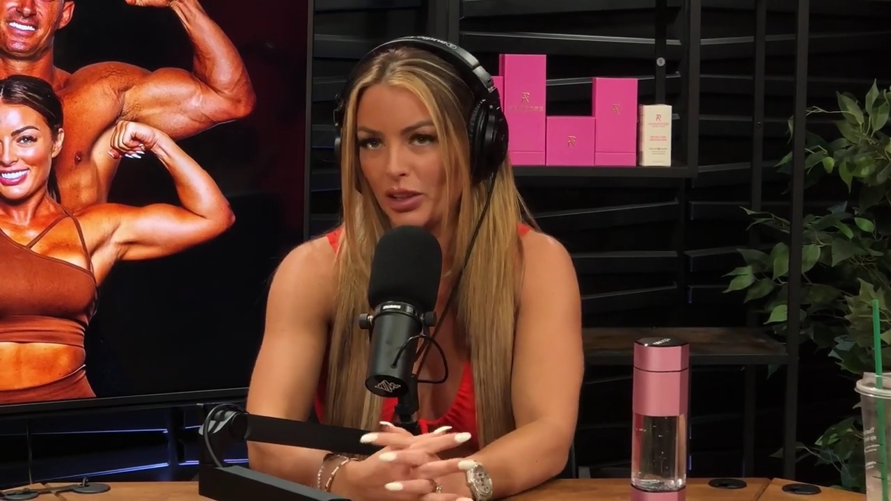 y2mate_is_-_Ep_21_-_Power_Alphas_Podcast__Behind_the_Scenes_of_the_WWE___Mandy_Saccomano___Sabby_Piscitelli-56w6yl4r2MY-720p-1711402344_mp41215.jpg