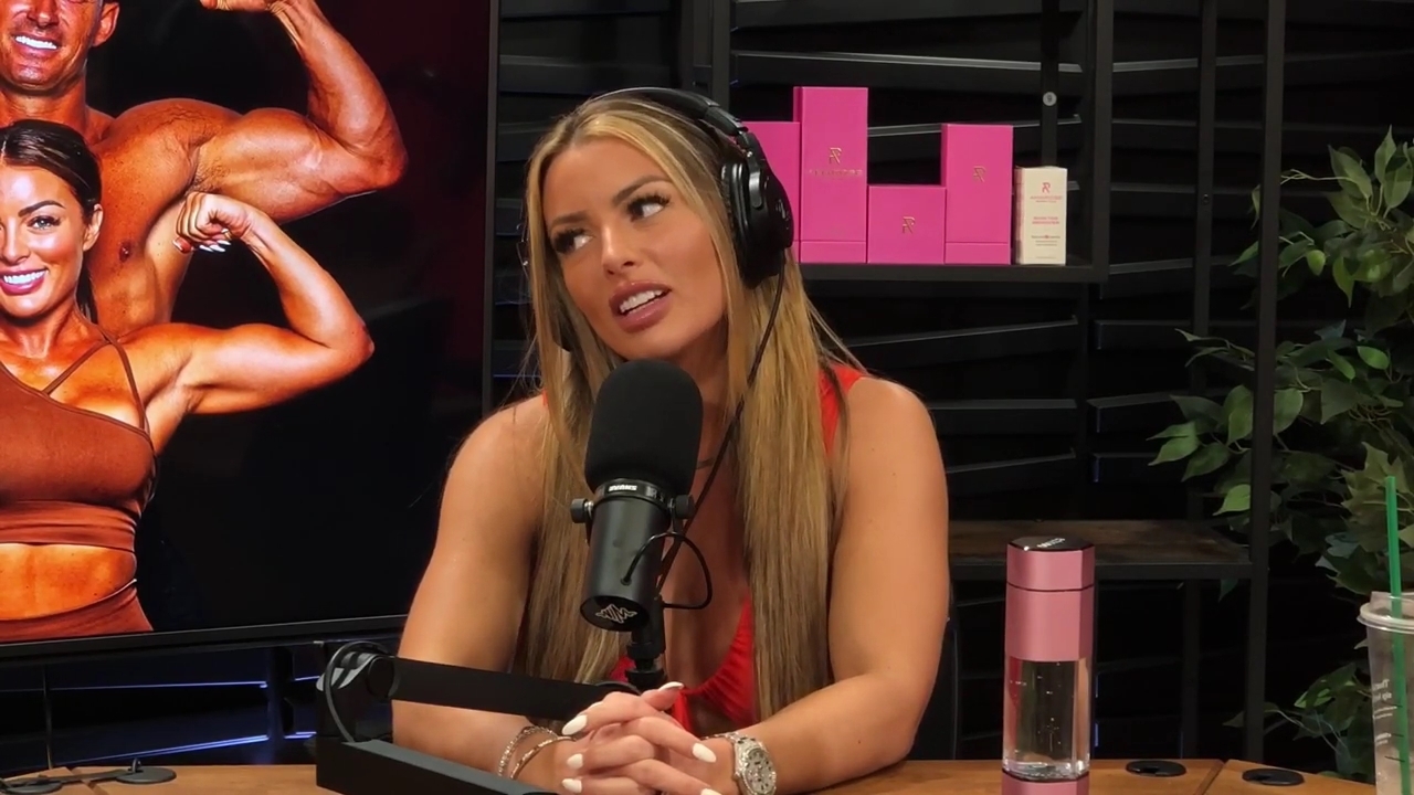 y2mate_is_-_Ep_21_-_Power_Alphas_Podcast__Behind_the_Scenes_of_the_WWE___Mandy_Saccomano___Sabby_Piscitelli-56w6yl4r2MY-720p-1711402344_mp41222.jpg
