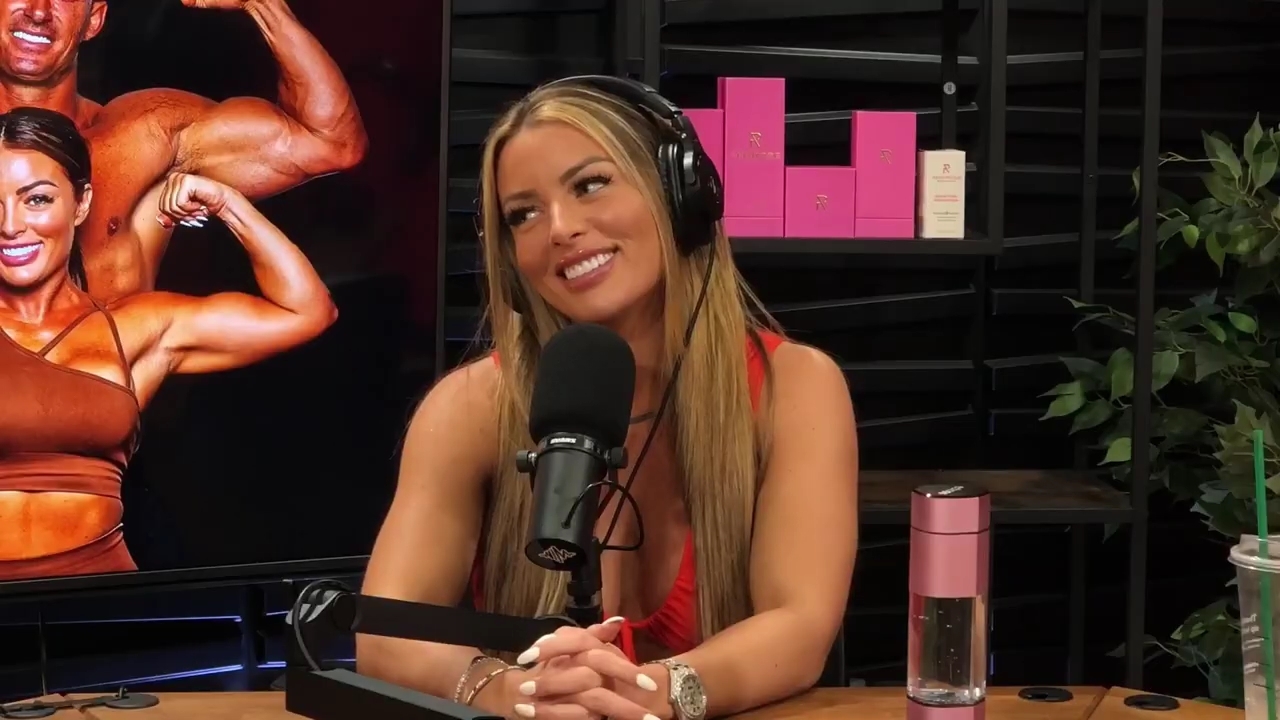 y2mate_is_-_Ep_21_-_Power_Alphas_Podcast__Behind_the_Scenes_of_the_WWE___Mandy_Saccomano___Sabby_Piscitelli-56w6yl4r2MY-720p-1711402344_mp41225.jpg