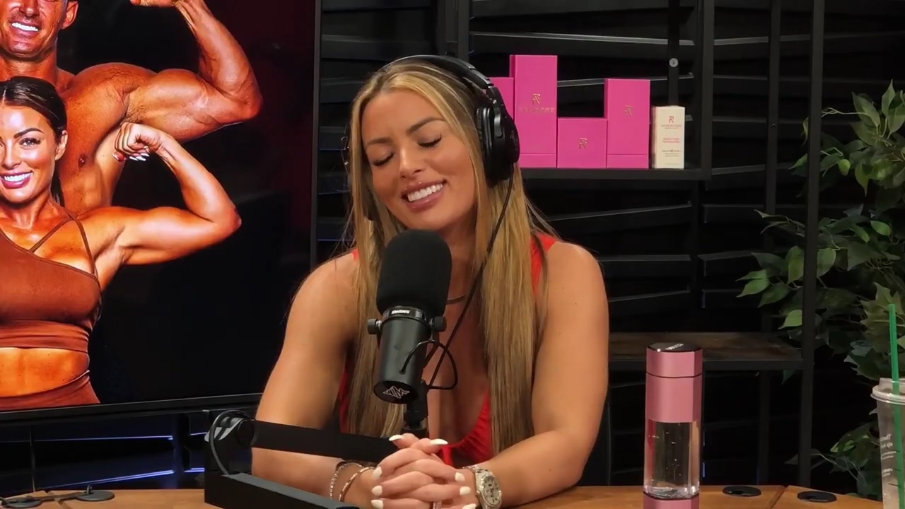 y2mate_is_-_Ep_21_-_Power_Alphas_Podcast__Behind_the_Scenes_of_the_WWE___Mandy_Saccomano___Sabby_Piscitelli-56w6yl4r2MY-720p-1711402344_mp41232.jpg