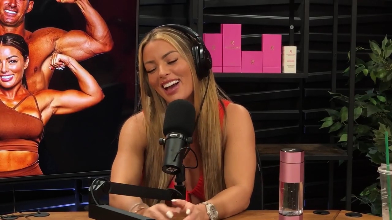 y2mate_is_-_Ep_21_-_Power_Alphas_Podcast__Behind_the_Scenes_of_the_WWE___Mandy_Saccomano___Sabby_Piscitelli-56w6yl4r2MY-720p-1711402344_mp41233.jpg