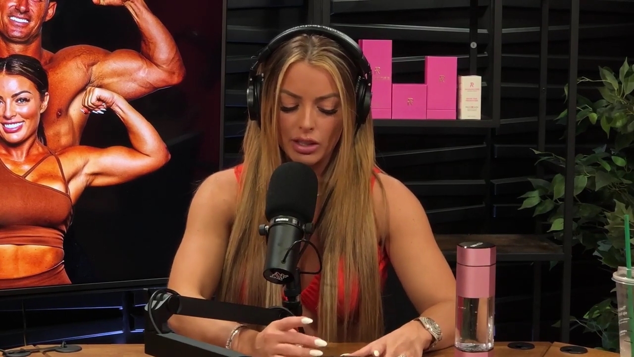 y2mate_is_-_Ep_21_-_Power_Alphas_Podcast__Behind_the_Scenes_of_the_WWE___Mandy_Saccomano___Sabby_Piscitelli-56w6yl4r2MY-720p-1711402344_mp41273.jpg