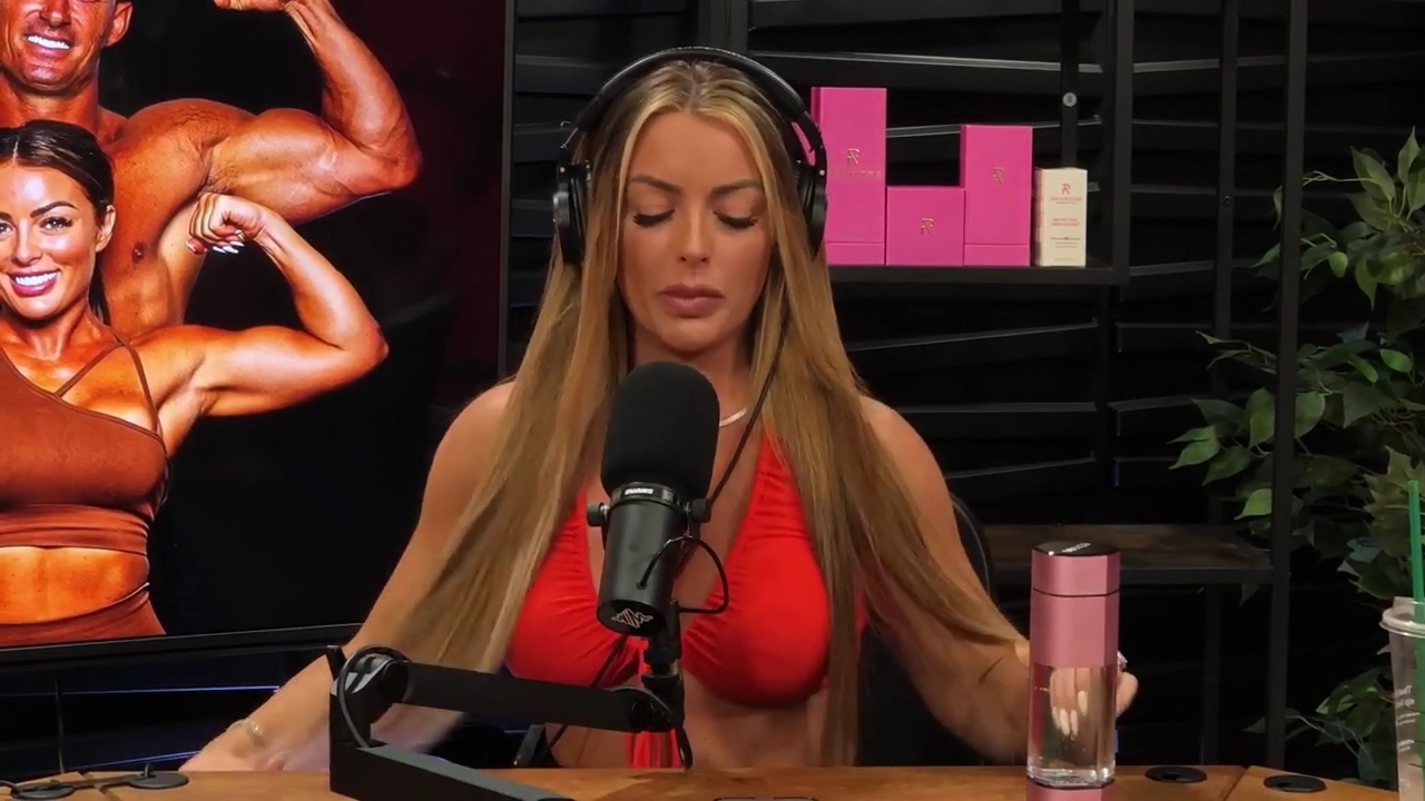 y2mate_is_-_Ep_21_-_Power_Alphas_Podcast__Behind_the_Scenes_of_the_WWE___Mandy_Saccomano___Sabby_Piscitelli-56w6yl4r2MY-720p-1711402344_mp41287.jpg
