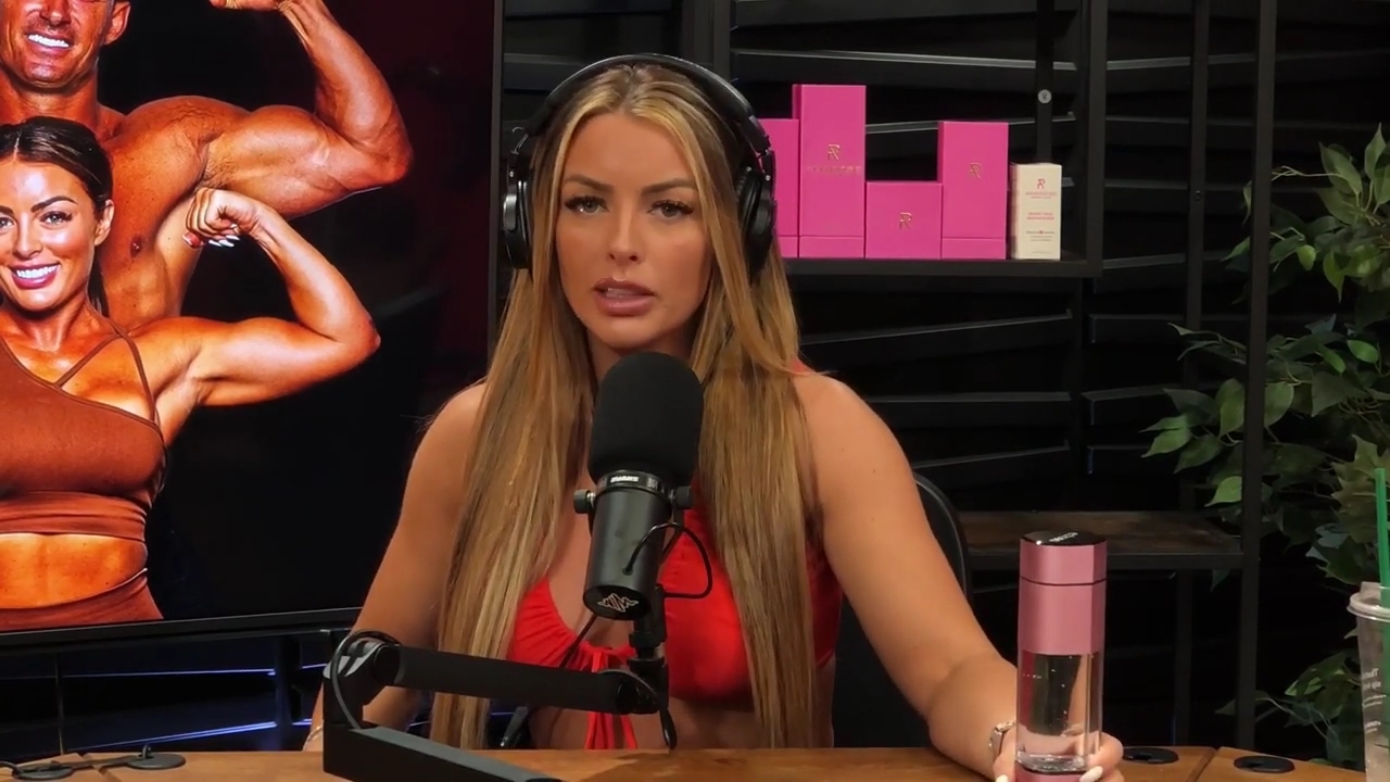 y2mate_is_-_Ep_21_-_Power_Alphas_Podcast__Behind_the_Scenes_of_the_WWE___Mandy_Saccomano___Sabby_Piscitelli-56w6yl4r2MY-720p-1711402344_mp41296.jpg