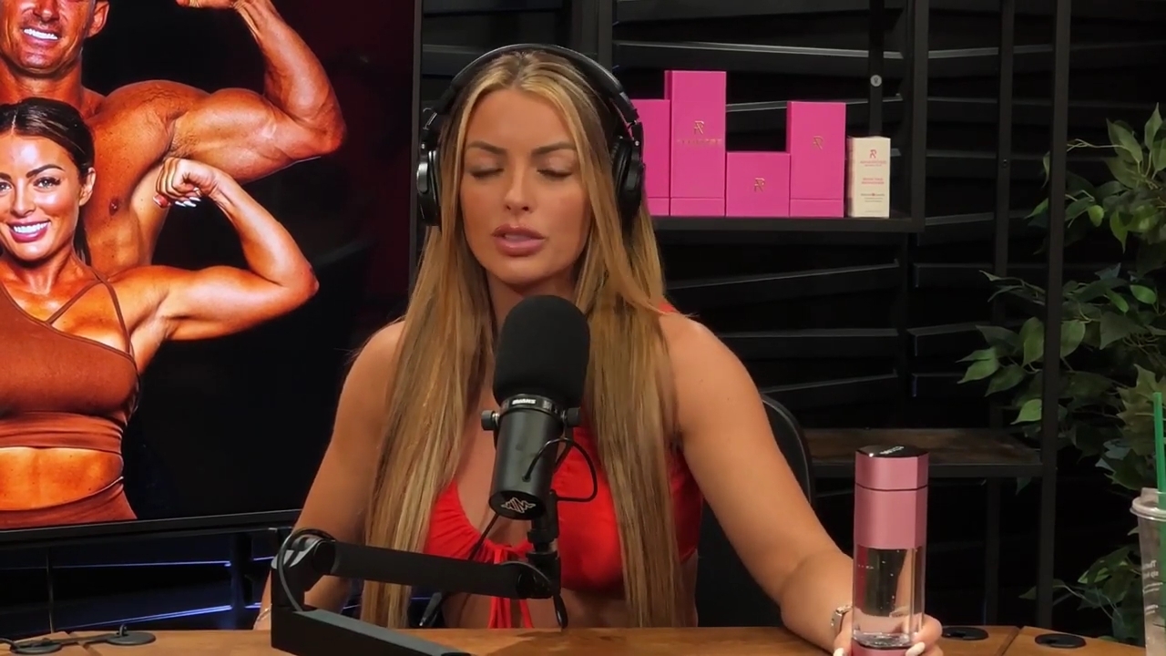 y2mate_is_-_Ep_21_-_Power_Alphas_Podcast__Behind_the_Scenes_of_the_WWE___Mandy_Saccomano___Sabby_Piscitelli-56w6yl4r2MY-720p-1711402344_mp41297.jpg
