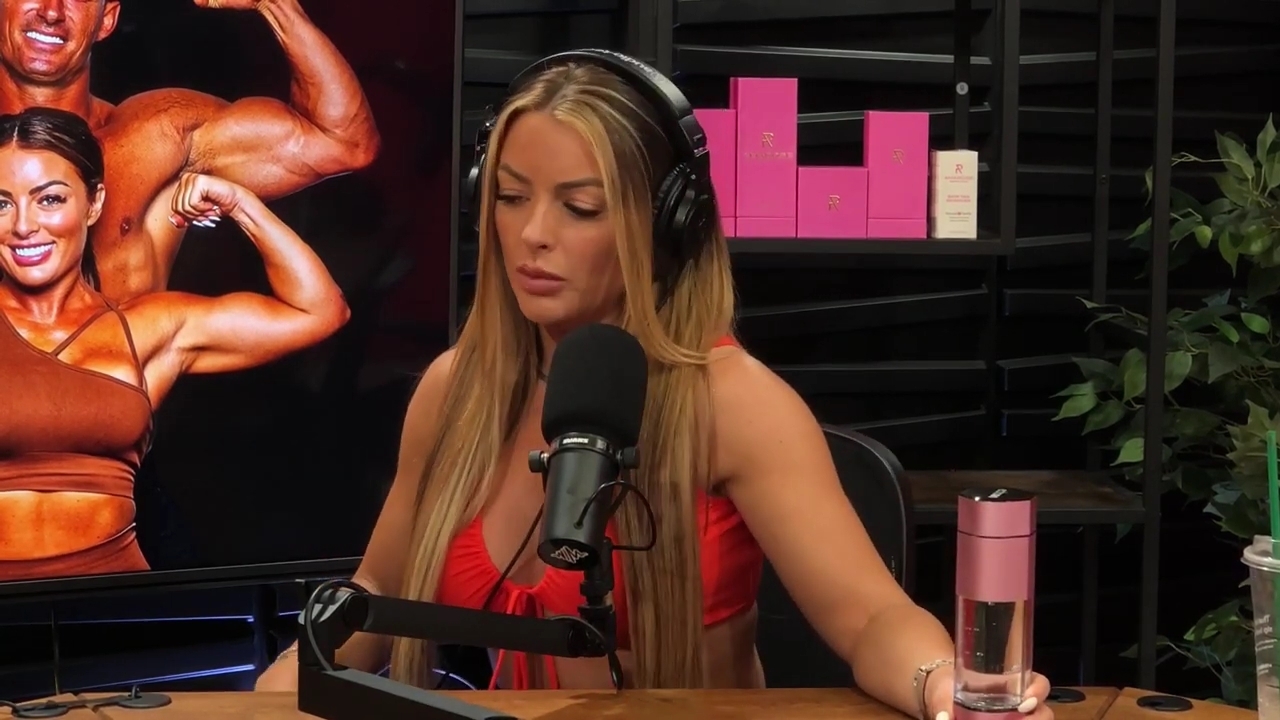 y2mate_is_-_Ep_21_-_Power_Alphas_Podcast__Behind_the_Scenes_of_the_WWE___Mandy_Saccomano___Sabby_Piscitelli-56w6yl4r2MY-720p-1711402344_mp41302.jpg
