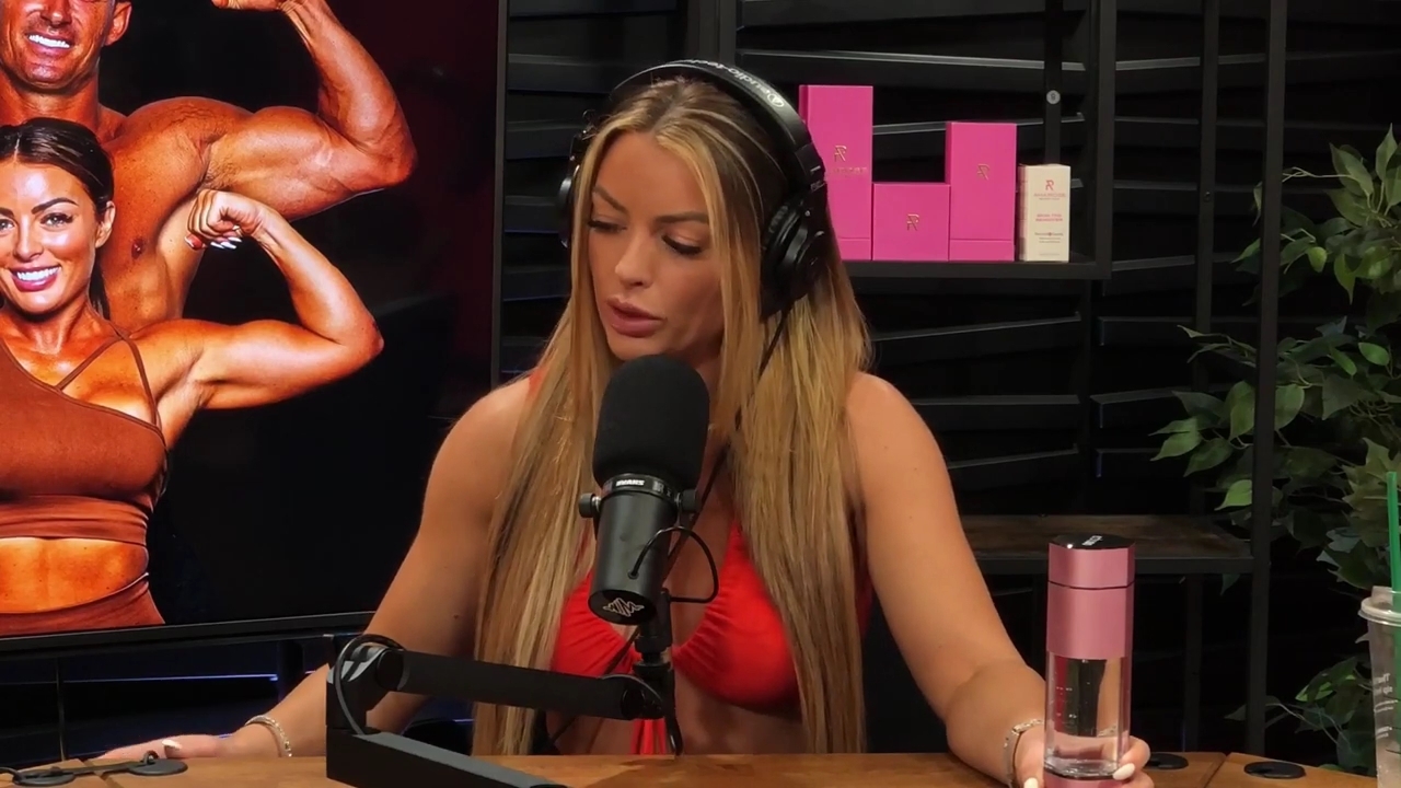 y2mate_is_-_Ep_21_-_Power_Alphas_Podcast__Behind_the_Scenes_of_the_WWE___Mandy_Saccomano___Sabby_Piscitelli-56w6yl4r2MY-720p-1711402344_mp41304.jpg