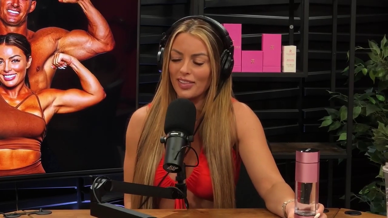 y2mate_is_-_Ep_21_-_Power_Alphas_Podcast__Behind_the_Scenes_of_the_WWE___Mandy_Saccomano___Sabby_Piscitelli-56w6yl4r2MY-720p-1711402344_mp41355.jpg