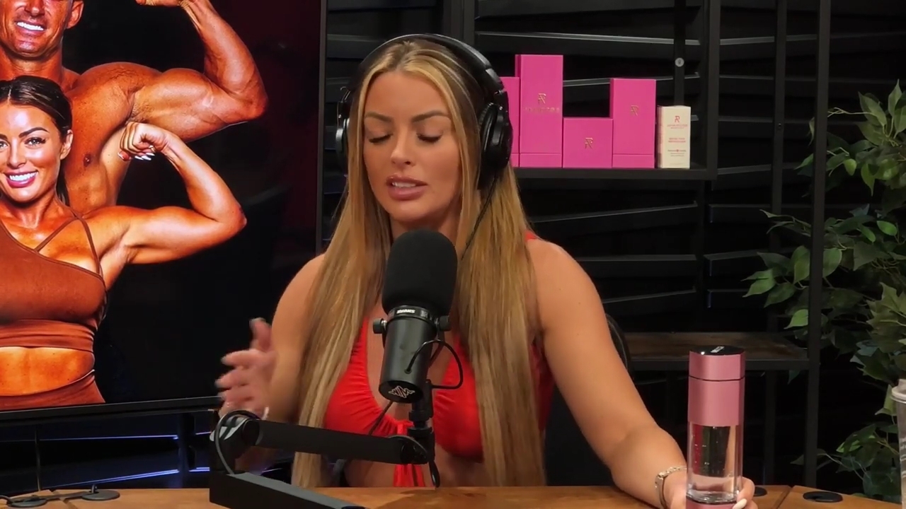y2mate_is_-_Ep_21_-_Power_Alphas_Podcast__Behind_the_Scenes_of_the_WWE___Mandy_Saccomano___Sabby_Piscitelli-56w6yl4r2MY-720p-1711402344_mp41360.jpg