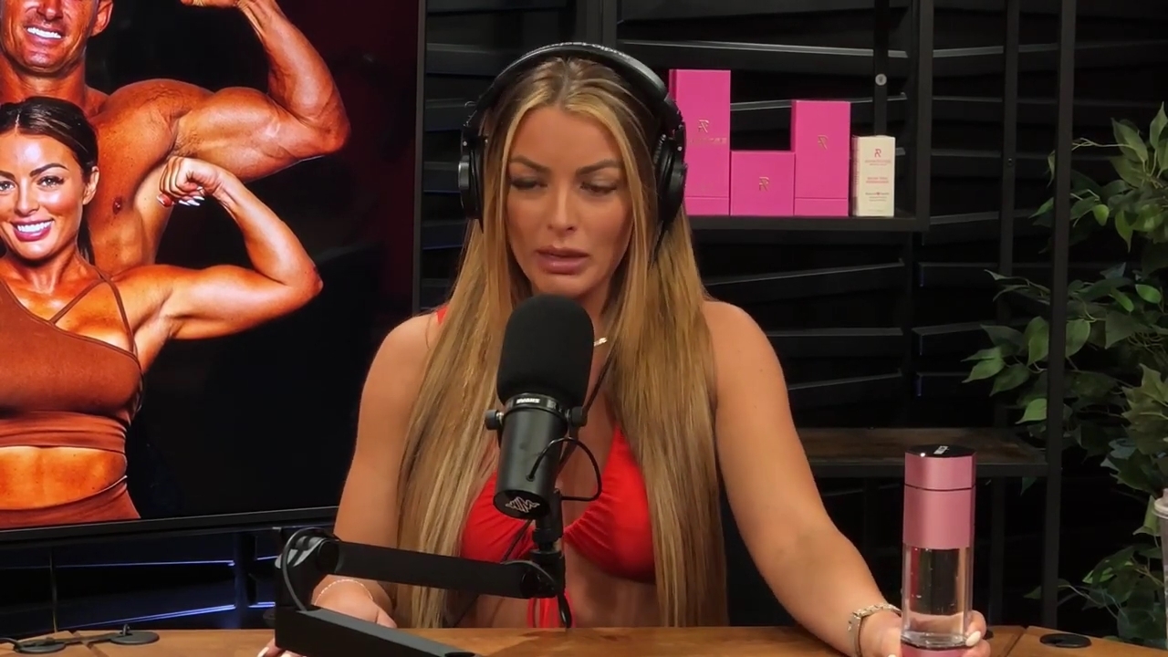 y2mate_is_-_Ep_21_-_Power_Alphas_Podcast__Behind_the_Scenes_of_the_WWE___Mandy_Saccomano___Sabby_Piscitelli-56w6yl4r2MY-720p-1711402344_mp41372.jpg