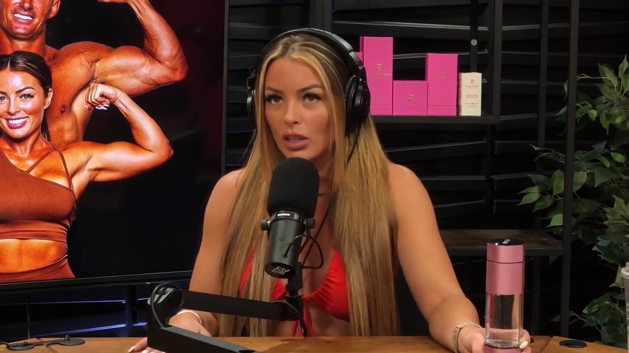 y2mate_is_-_Ep_21_-_Power_Alphas_Podcast__Behind_the_Scenes_of_the_WWE___Mandy_Saccomano___Sabby_Piscitelli-56w6yl4r2MY-720p-1711402344_mp41381.jpg