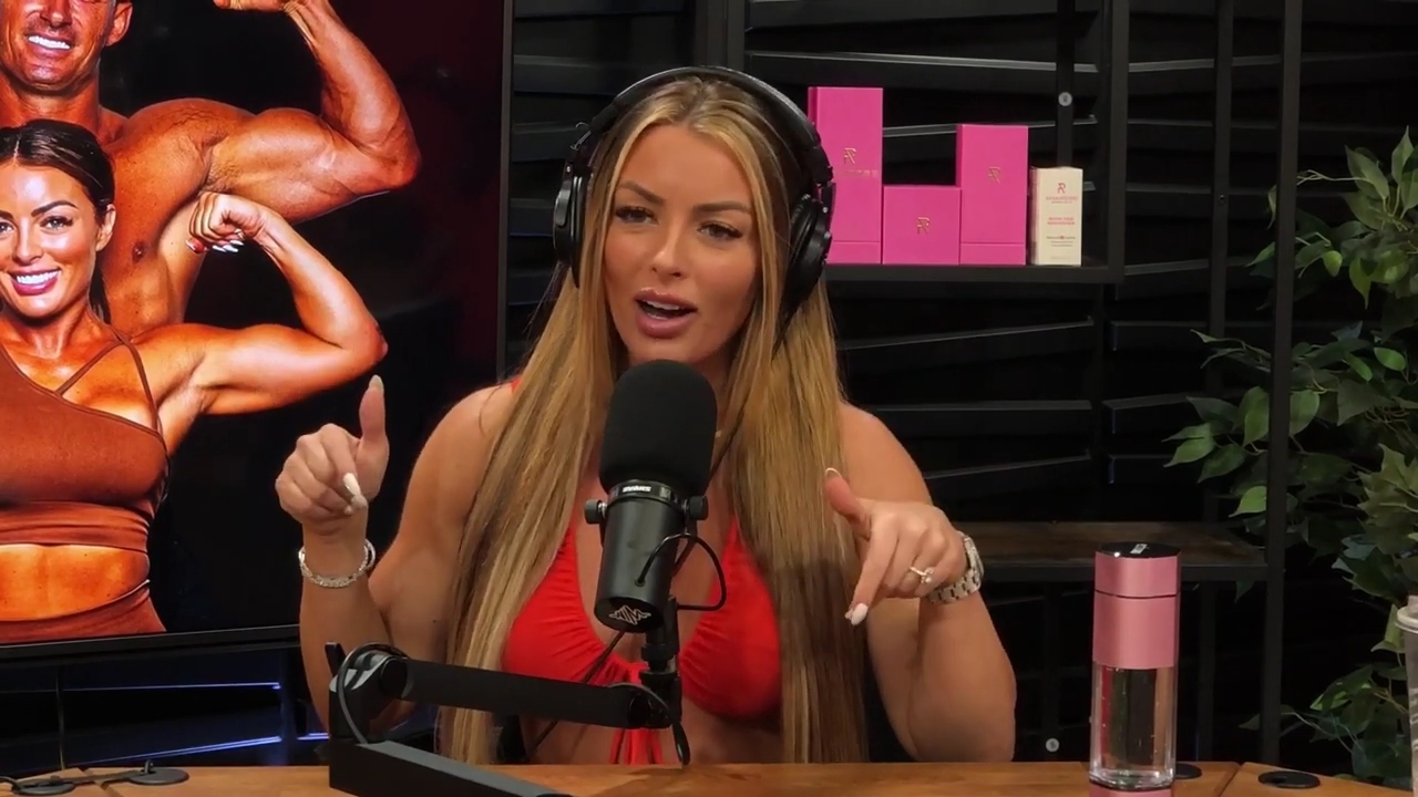 y2mate_is_-_Ep_21_-_Power_Alphas_Podcast__Behind_the_Scenes_of_the_WWE___Mandy_Saccomano___Sabby_Piscitelli-56w6yl4r2MY-720p-1711402344_mp41401.jpg
