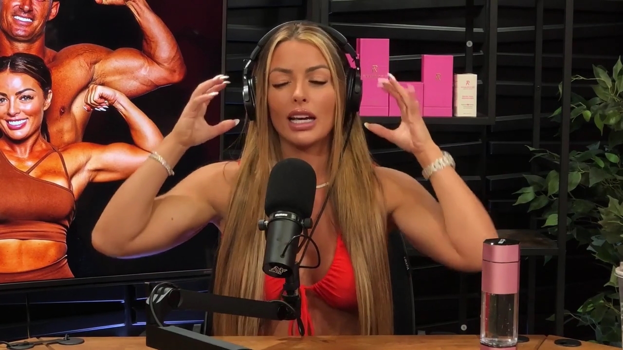 y2mate_is_-_Ep_21_-_Power_Alphas_Podcast__Behind_the_Scenes_of_the_WWE___Mandy_Saccomano___Sabby_Piscitelli-56w6yl4r2MY-720p-1711402344_mp41421.jpg