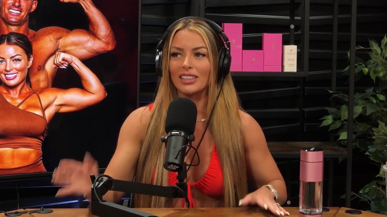 y2mate_is_-_Ep_21_-_Power_Alphas_Podcast__Behind_the_Scenes_of_the_WWE___Mandy_Saccomano___Sabby_Piscitelli-56w6yl4r2MY-720p-1711402344_mp41446.jpg