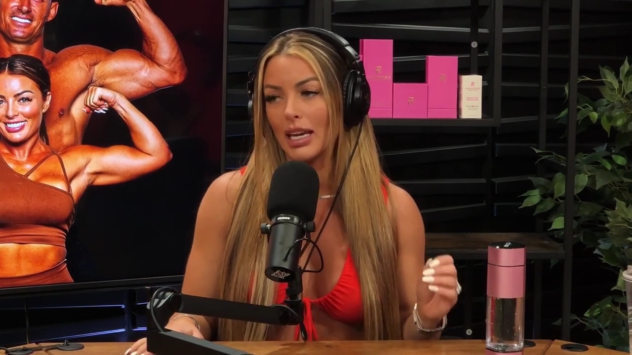y2mate_is_-_Ep_21_-_Power_Alphas_Podcast__Behind_the_Scenes_of_the_WWE___Mandy_Saccomano___Sabby_Piscitelli-56w6yl4r2MY-720p-1711402344_mp41455.jpg