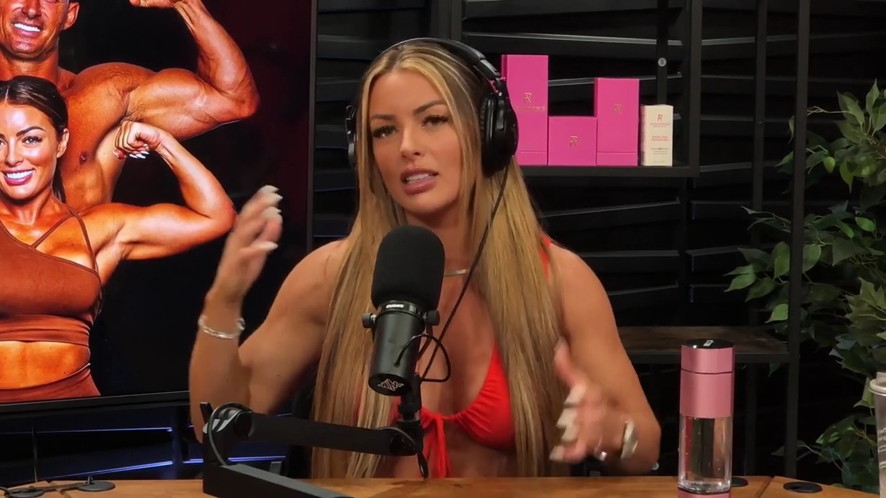 y2mate_is_-_Ep_21_-_Power_Alphas_Podcast__Behind_the_Scenes_of_the_WWE___Mandy_Saccomano___Sabby_Piscitelli-56w6yl4r2MY-720p-1711402344_mp41460.jpg