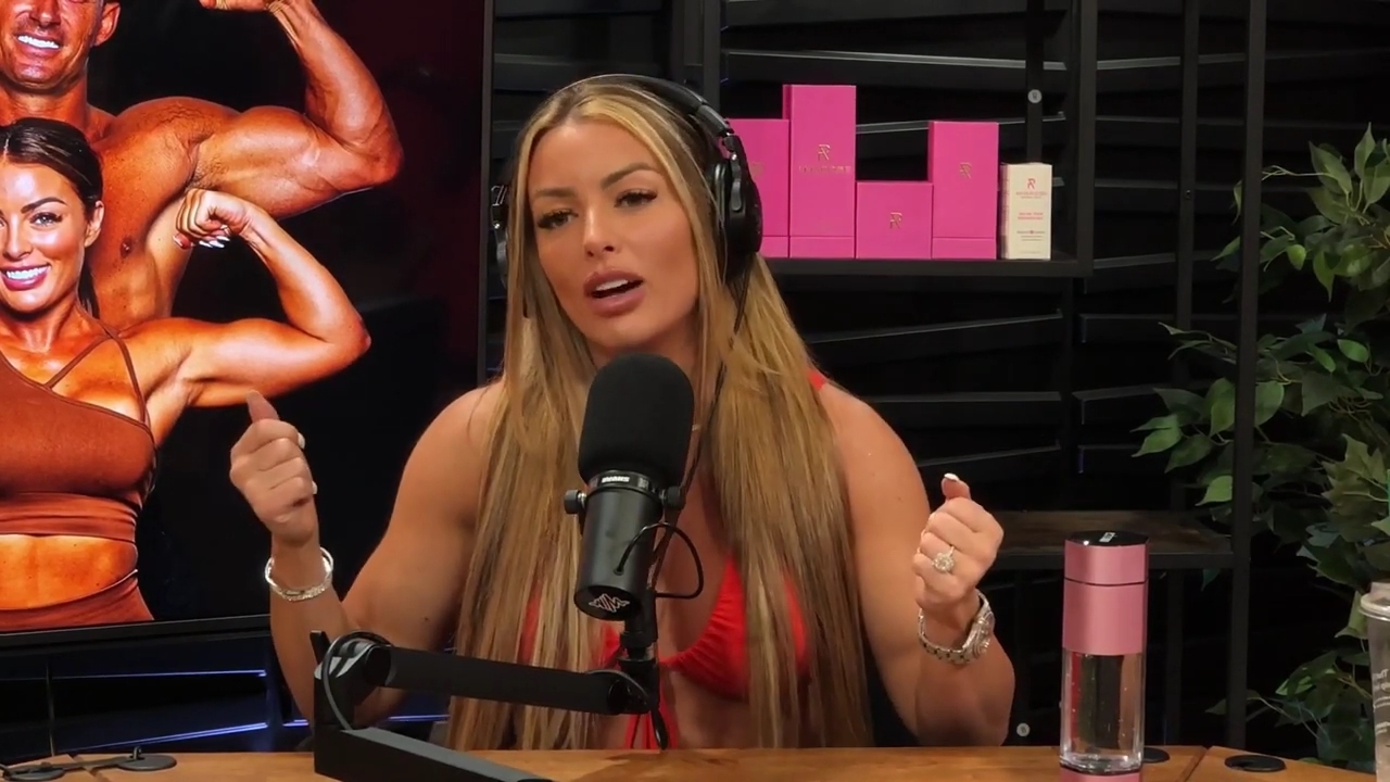 y2mate_is_-_Ep_21_-_Power_Alphas_Podcast__Behind_the_Scenes_of_the_WWE___Mandy_Saccomano___Sabby_Piscitelli-56w6yl4r2MY-720p-1711402344_mp41468.jpg