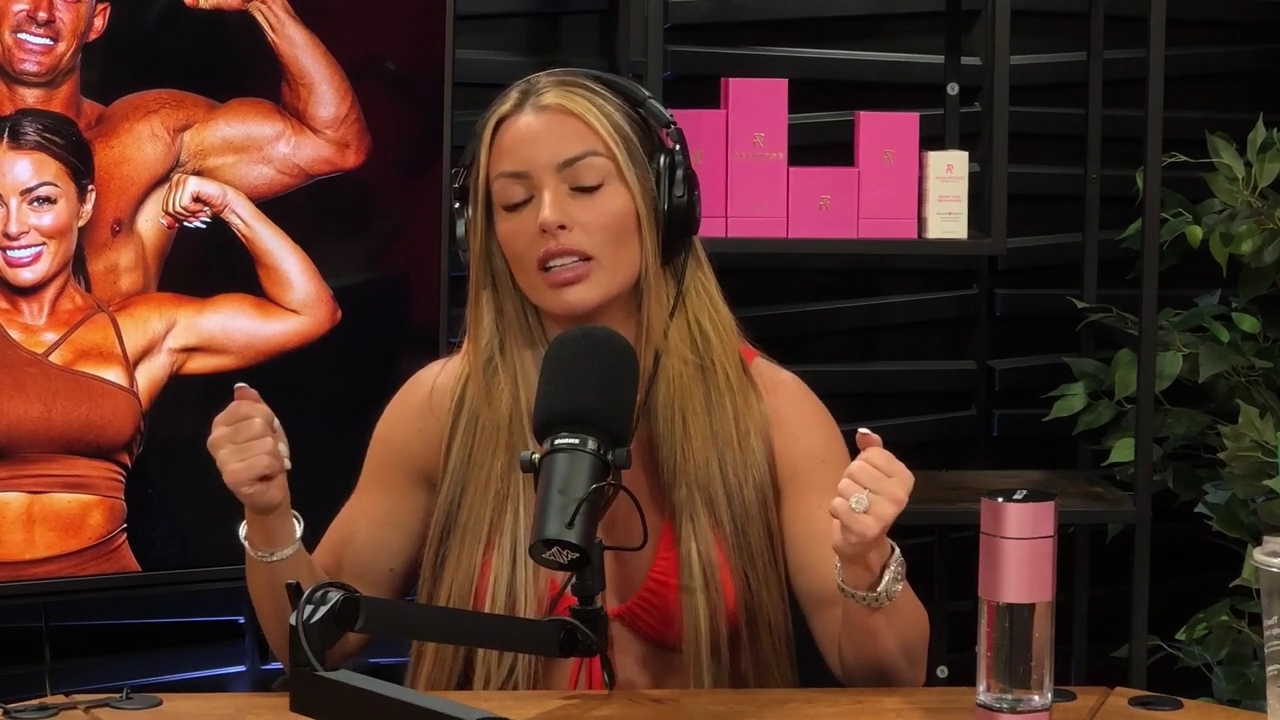 y2mate_is_-_Ep_21_-_Power_Alphas_Podcast__Behind_the_Scenes_of_the_WWE___Mandy_Saccomano___Sabby_Piscitelli-56w6yl4r2MY-720p-1711402344_mp41469.jpg