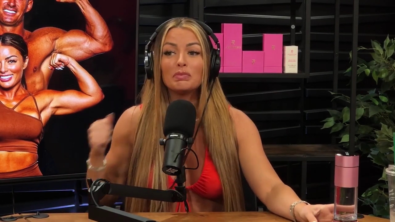y2mate_is_-_Ep_21_-_Power_Alphas_Podcast__Behind_the_Scenes_of_the_WWE___Mandy_Saccomano___Sabby_Piscitelli-56w6yl4r2MY-720p-1711402344_mp41483.jpg