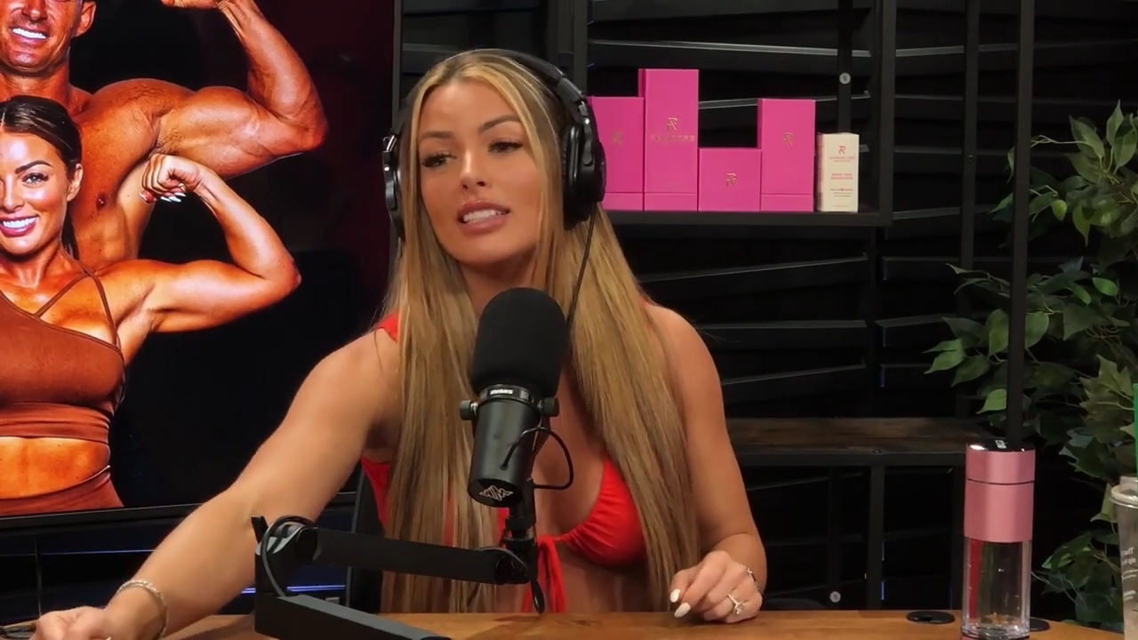 y2mate_is_-_Ep_21_-_Power_Alphas_Podcast__Behind_the_Scenes_of_the_WWE___Mandy_Saccomano___Sabby_Piscitelli-56w6yl4r2MY-720p-1711402344_mp41493.jpg