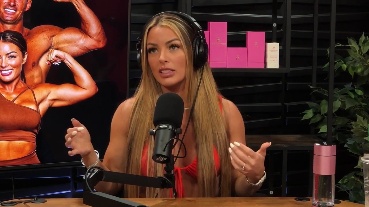 y2mate_is_-_Ep_21_-_Power_Alphas_Podcast__Behind_the_Scenes_of_the_WWE___Mandy_Saccomano___Sabby_Piscitelli-56w6yl4r2MY-720p-1711402344_mp41517.jpg