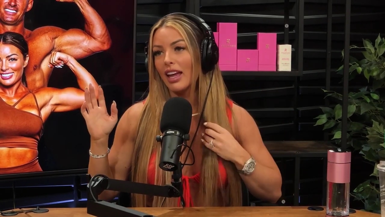y2mate_is_-_Ep_21_-_Power_Alphas_Podcast__Behind_the_Scenes_of_the_WWE___Mandy_Saccomano___Sabby_Piscitelli-56w6yl4r2MY-720p-1711402344_mp41526.jpg