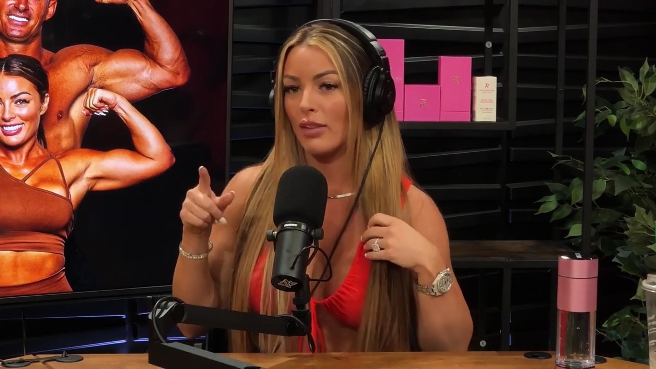 y2mate_is_-_Ep_21_-_Power_Alphas_Podcast__Behind_the_Scenes_of_the_WWE___Mandy_Saccomano___Sabby_Piscitelli-56w6yl4r2MY-720p-1711402344_mp41535.jpg