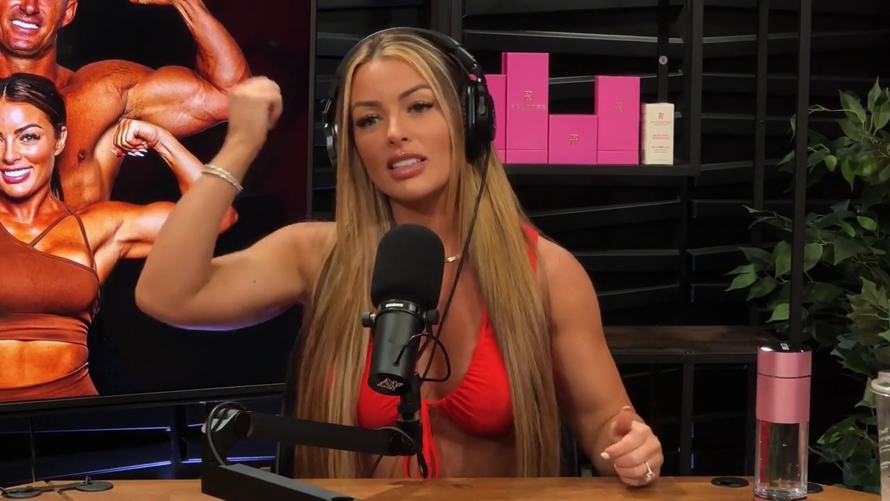 y2mate_is_-_Ep_21_-_Power_Alphas_Podcast__Behind_the_Scenes_of_the_WWE___Mandy_Saccomano___Sabby_Piscitelli-56w6yl4r2MY-720p-1711402344_mp41537.jpg