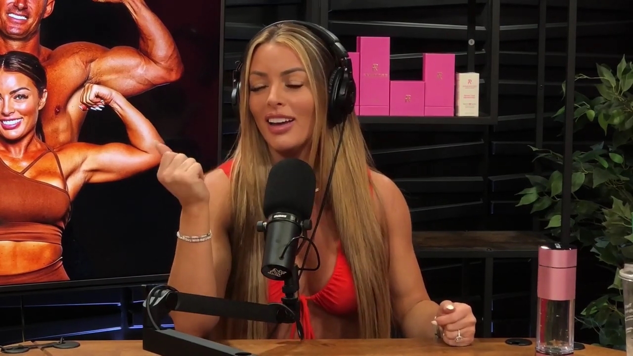 y2mate_is_-_Ep_21_-_Power_Alphas_Podcast__Behind_the_Scenes_of_the_WWE___Mandy_Saccomano___Sabby_Piscitelli-56w6yl4r2MY-720p-1711402344_mp41541.jpg