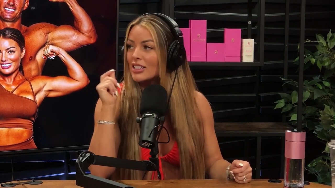 y2mate_is_-_Ep_21_-_Power_Alphas_Podcast__Behind_the_Scenes_of_the_WWE___Mandy_Saccomano___Sabby_Piscitelli-56w6yl4r2MY-720p-1711402344_mp41548.jpg