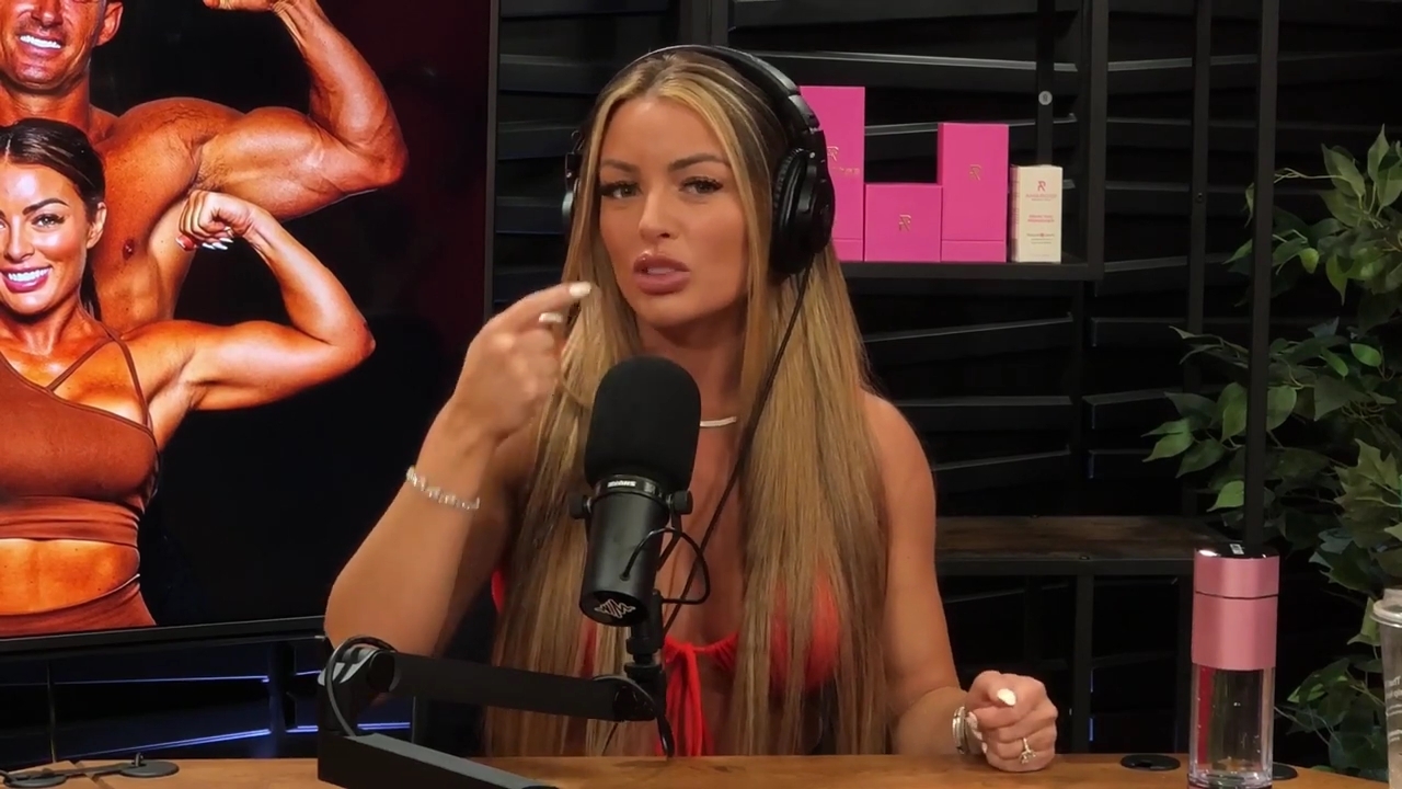 y2mate_is_-_Ep_21_-_Power_Alphas_Podcast__Behind_the_Scenes_of_the_WWE___Mandy_Saccomano___Sabby_Piscitelli-56w6yl4r2MY-720p-1711402344_mp41555.jpg