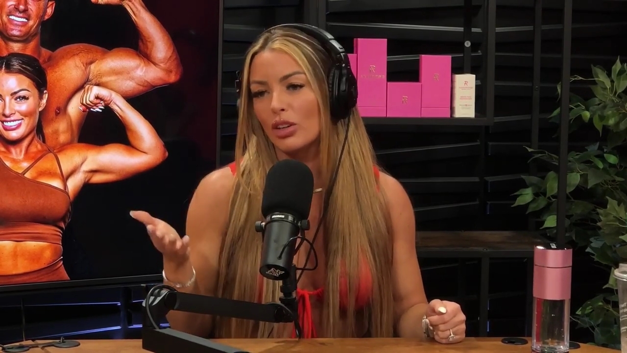 y2mate_is_-_Ep_21_-_Power_Alphas_Podcast__Behind_the_Scenes_of_the_WWE___Mandy_Saccomano___Sabby_Piscitelli-56w6yl4r2MY-720p-1711402344_mp41558.jpg