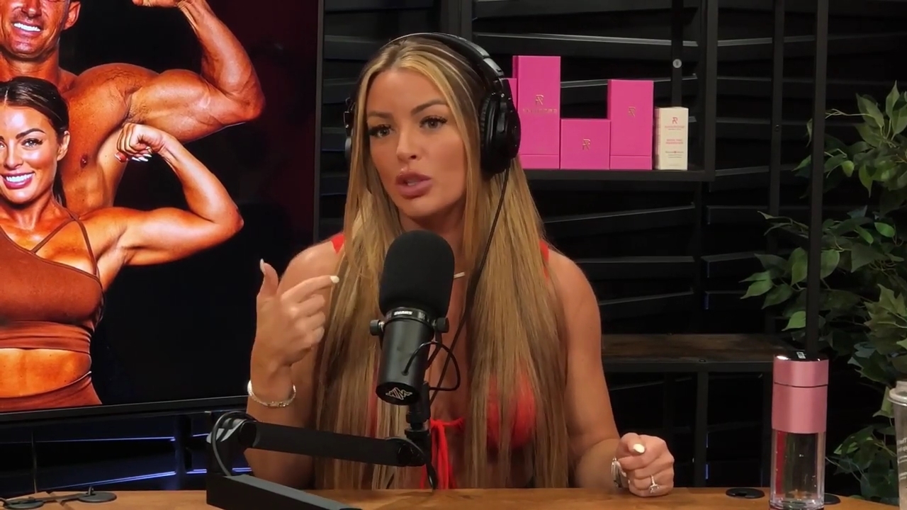 y2mate_is_-_Ep_21_-_Power_Alphas_Podcast__Behind_the_Scenes_of_the_WWE___Mandy_Saccomano___Sabby_Piscitelli-56w6yl4r2MY-720p-1711402344_mp41559.jpg