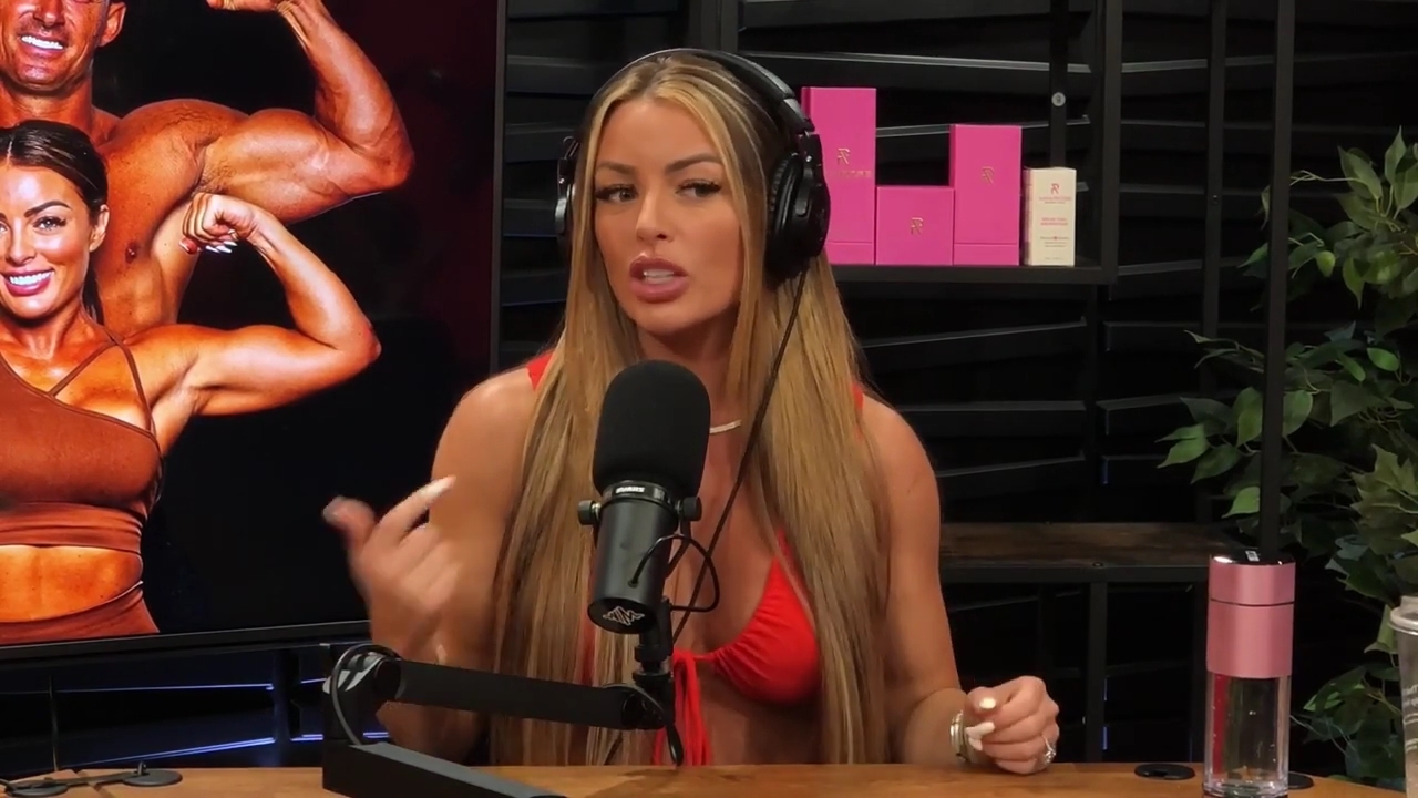 y2mate_is_-_Ep_21_-_Power_Alphas_Podcast__Behind_the_Scenes_of_the_WWE___Mandy_Saccomano___Sabby_Piscitelli-56w6yl4r2MY-720p-1711402344_mp41563.jpg