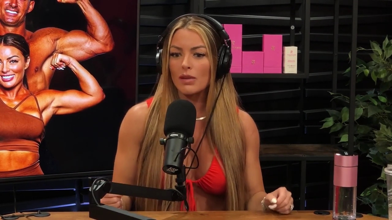 y2mate_is_-_Ep_21_-_Power_Alphas_Podcast__Behind_the_Scenes_of_the_WWE___Mandy_Saccomano___Sabby_Piscitelli-56w6yl4r2MY-720p-1711402344_mp41564.jpg