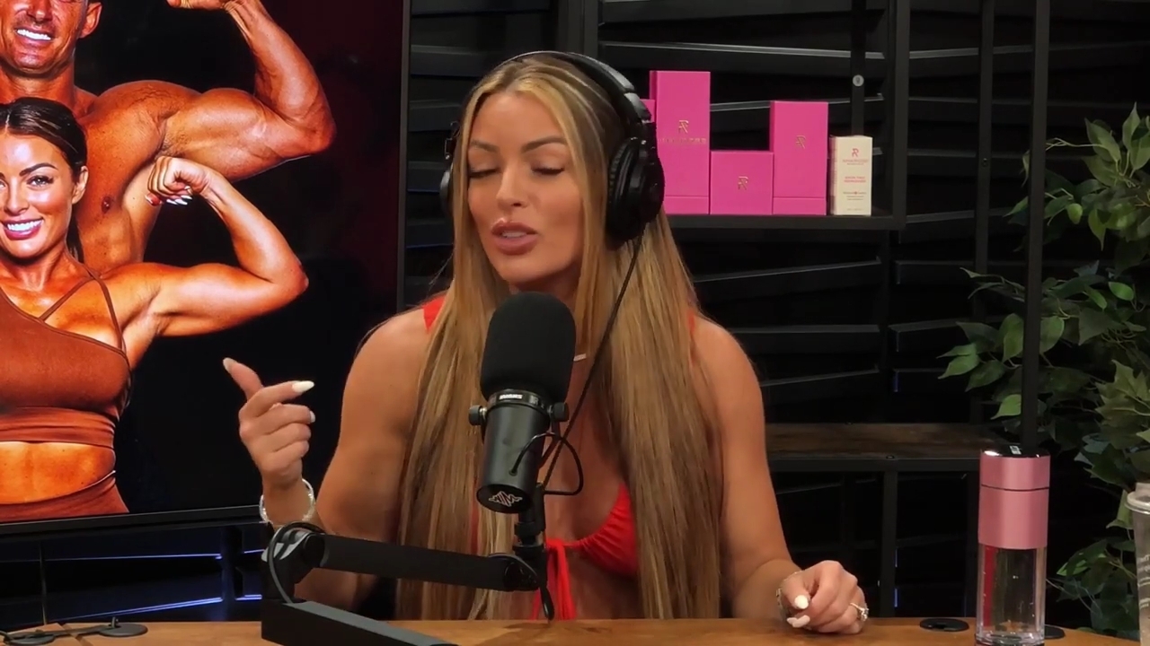 y2mate_is_-_Ep_21_-_Power_Alphas_Podcast__Behind_the_Scenes_of_the_WWE___Mandy_Saccomano___Sabby_Piscitelli-56w6yl4r2MY-720p-1711402344_mp41567.jpg