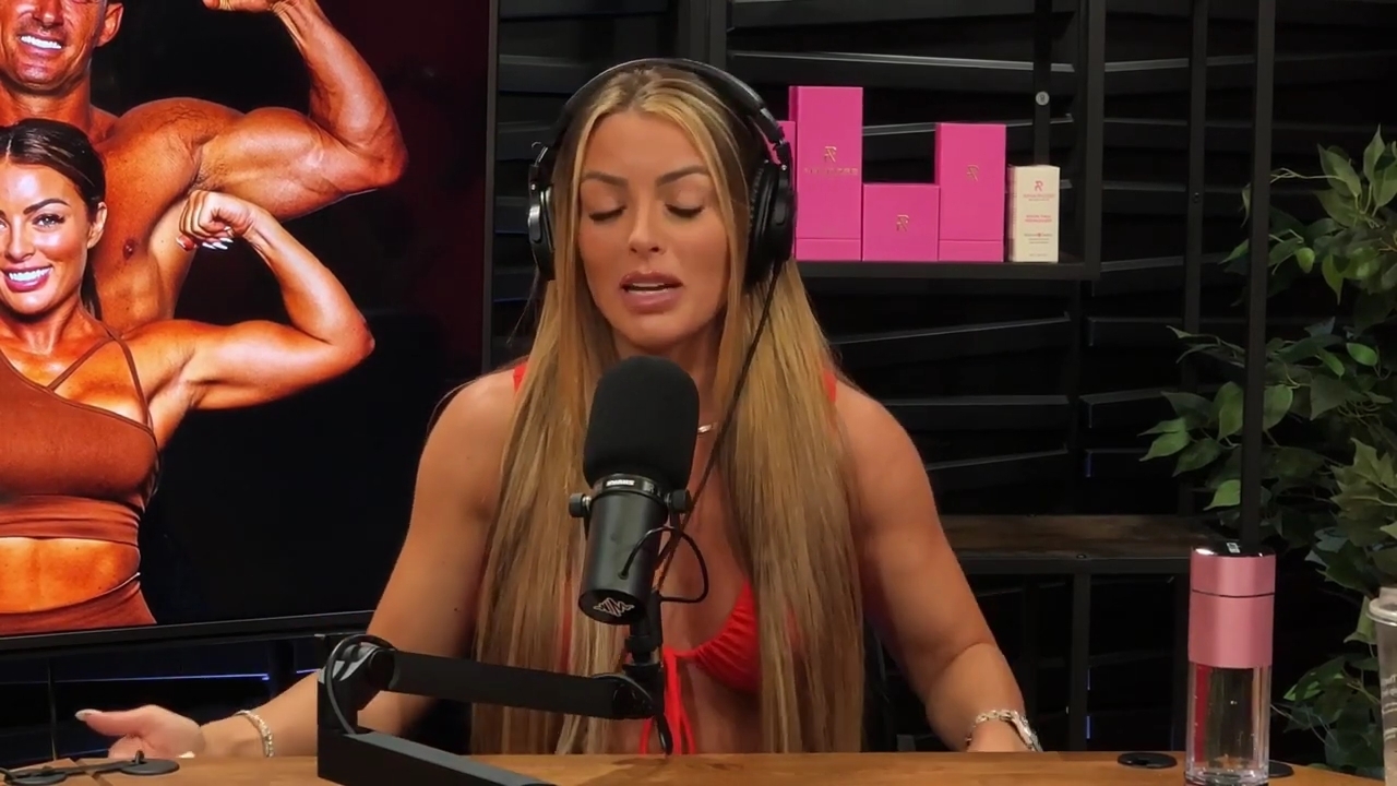 y2mate_is_-_Ep_21_-_Power_Alphas_Podcast__Behind_the_Scenes_of_the_WWE___Mandy_Saccomano___Sabby_Piscitelli-56w6yl4r2MY-720p-1711402344_mp41568.jpg