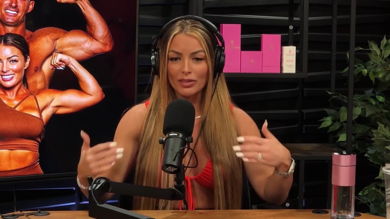 y2mate_is_-_Ep_21_-_Power_Alphas_Podcast__Behind_the_Scenes_of_the_WWE___Mandy_Saccomano___Sabby_Piscitelli-56w6yl4r2MY-720p-1711402344_mp41569.jpg